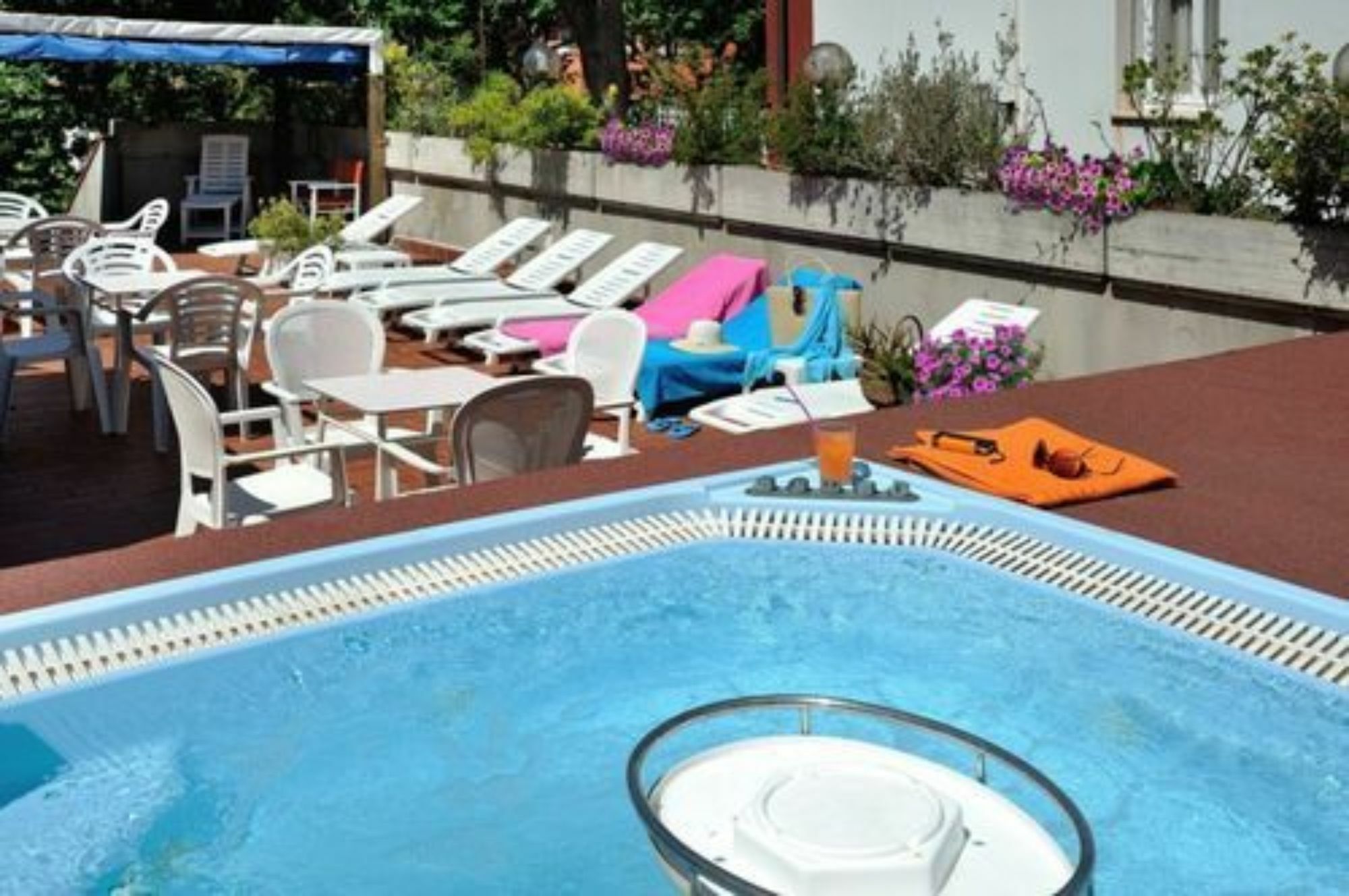 Hotel Plaza Cesenatico Exterior foto
